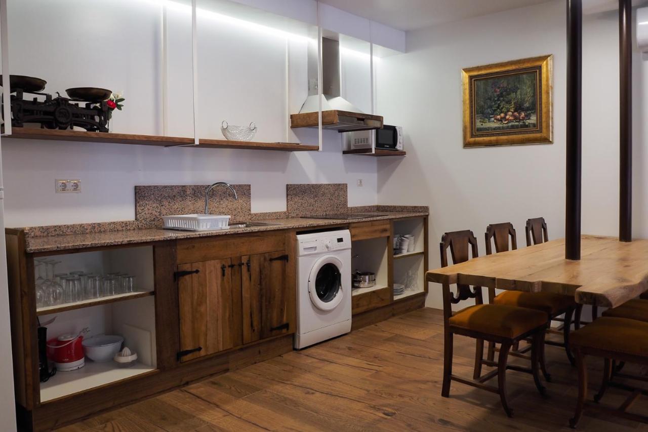 Posada Y Apartamentos Trebuesto De Guriezo Kültér fotó