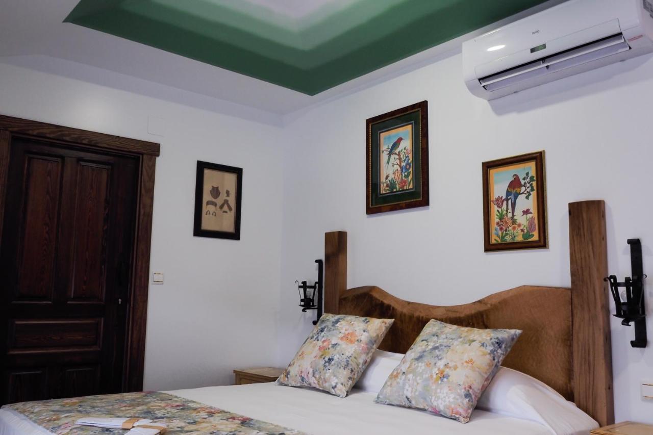 Posada Y Apartamentos Trebuesto De Guriezo Kültér fotó