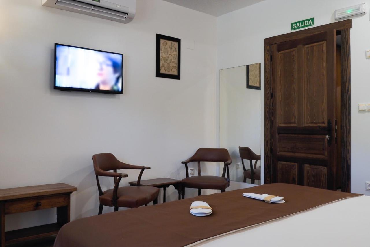 Posada Y Apartamentos Trebuesto De Guriezo Kültér fotó