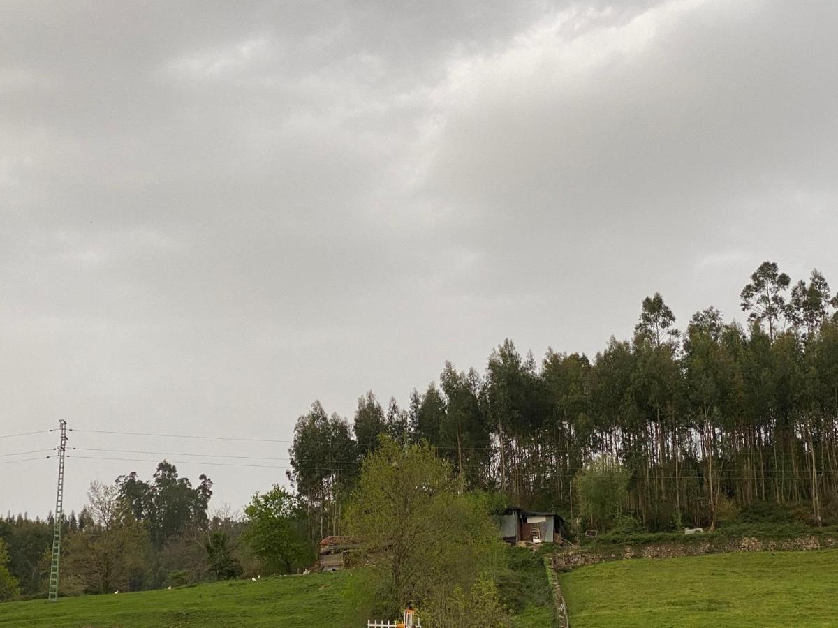 Posada Y Apartamentos Trebuesto De Guriezo Kültér fotó